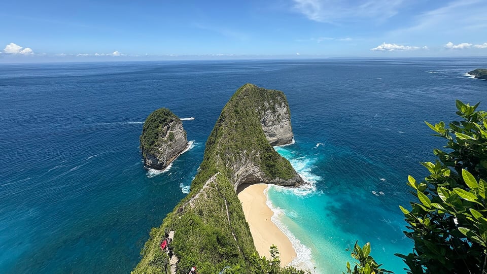 Kelingking Beach cliffs on Nusa Penida