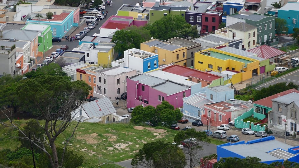 Bo-Kaap’s brightly-painted houses on the City Bowl’s northern slope