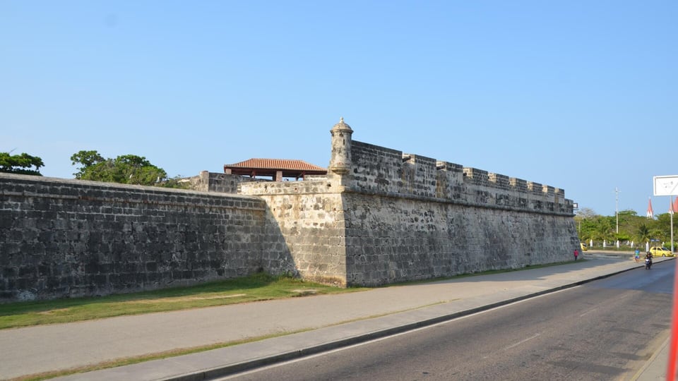 A section of the colonial stone walls of Cartagena with a bastion sentry box