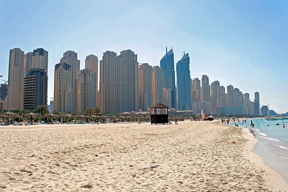 Sand and shoreline at Jumeirah Beach