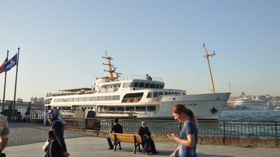 The Şehir Hatları ferry Fatih at the Eminönü ferry pier on the Bosphorus, Istanbul