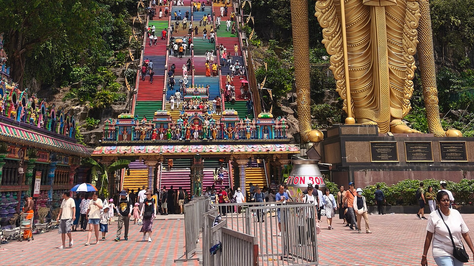 Batu Caves staircase and Lord Murugan statue
