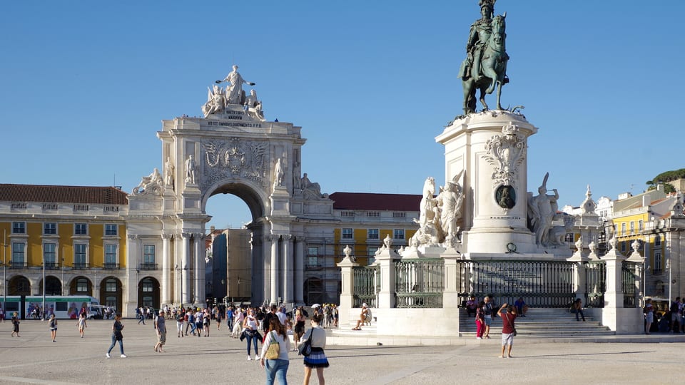 The Rua Augusta Arch and the equestrian statue of King José I in Praça do Comércio, Lisbon