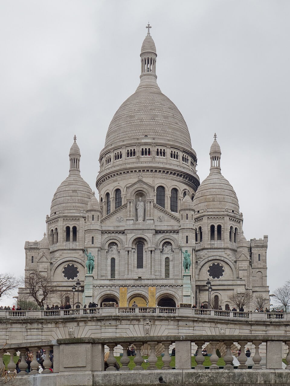 Sacré-Cœur Basilica on the hill of Montmartre