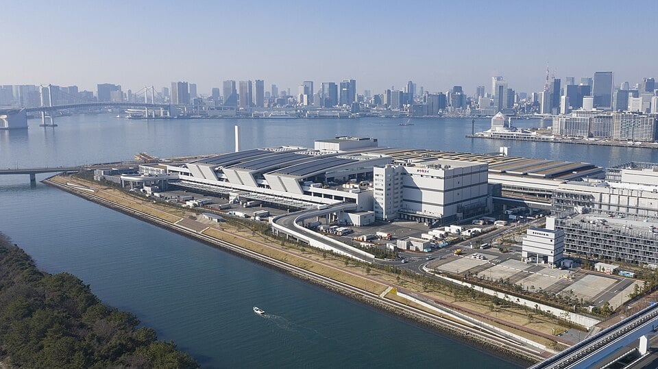 Toyosu Market buildings beside Tokyo Bay