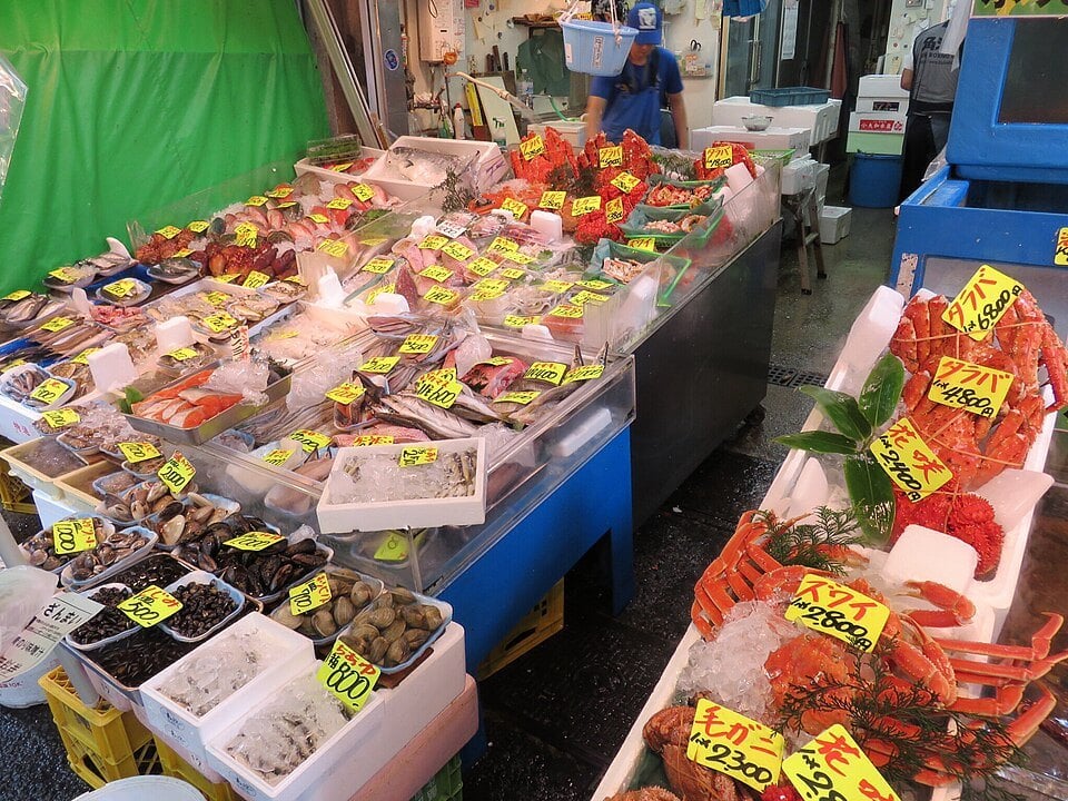Food displayed at a Tsukiji Outer Market stall